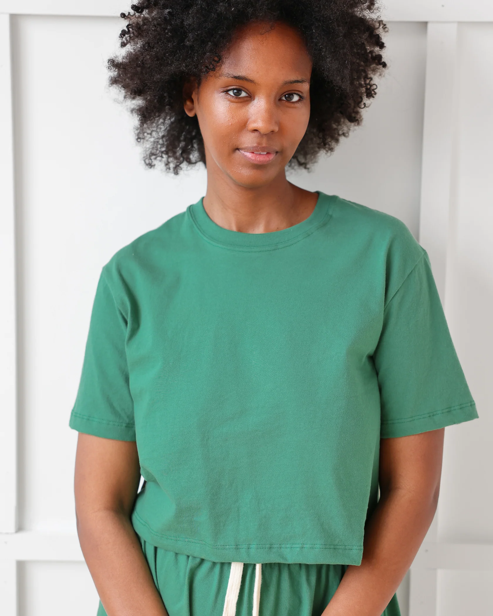 Monday Crop Top Green - Image 2