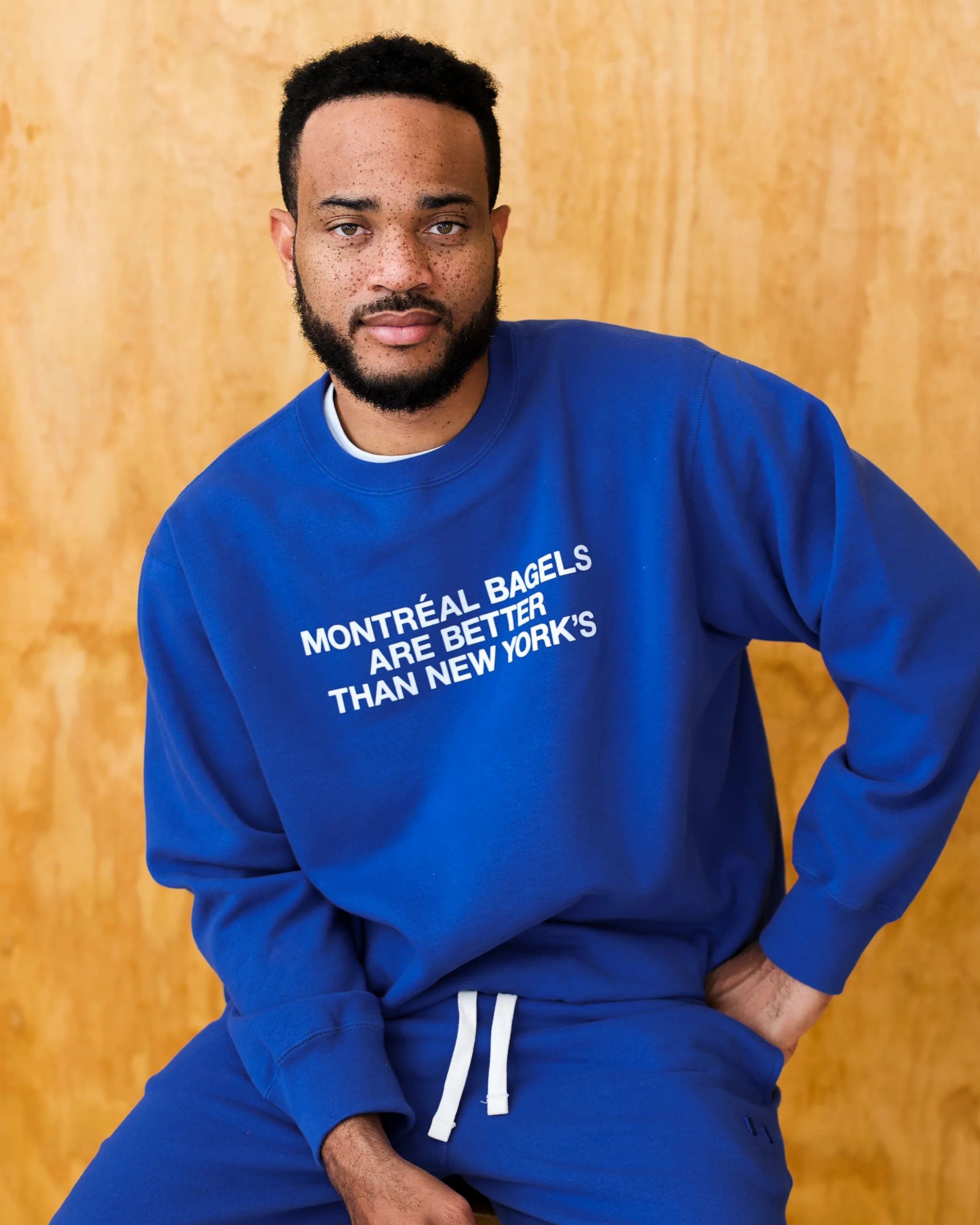 Montreal Bagels Sweatshirt Royal - Unisex - Image 2