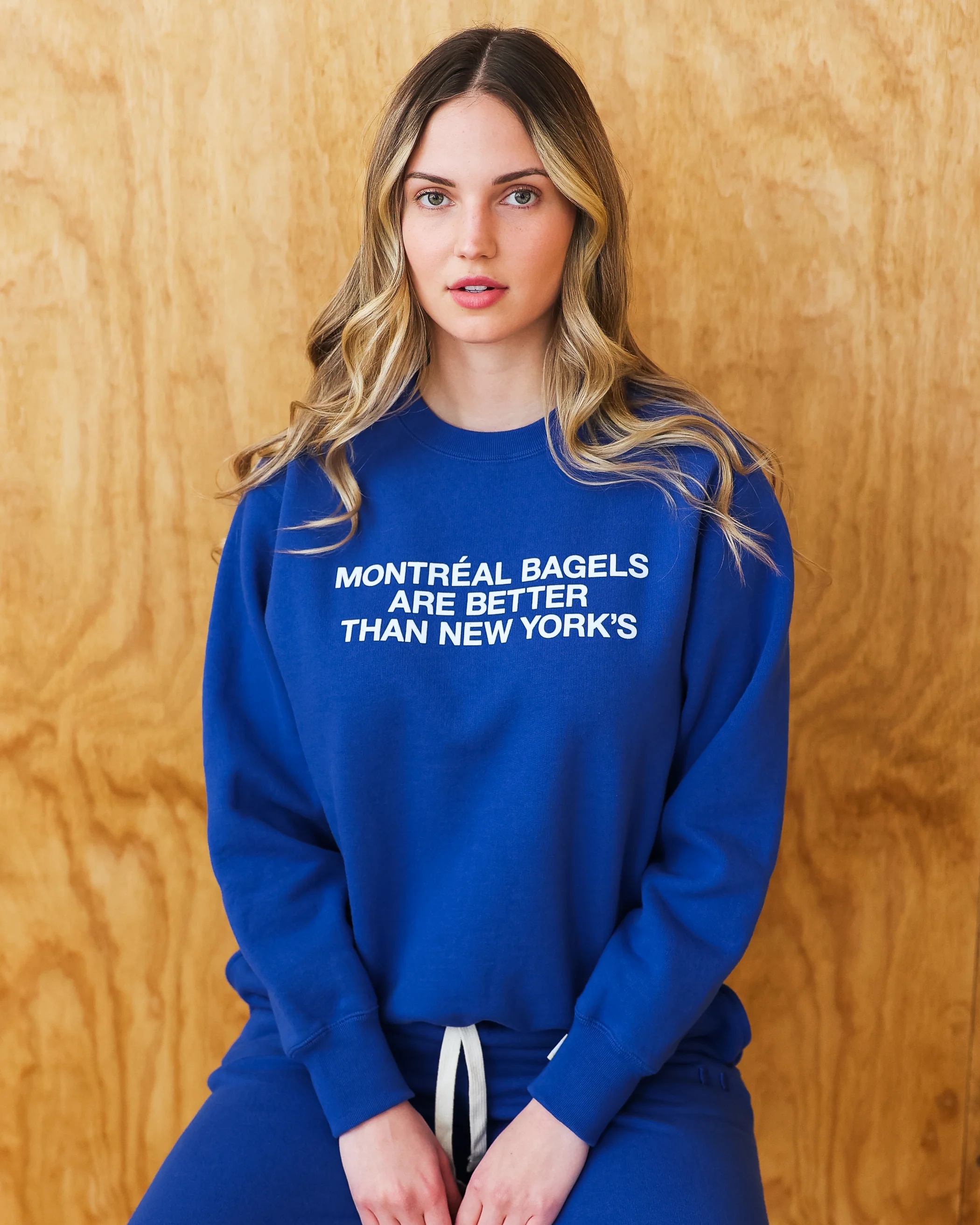 Montreal Bagels Sweatshirt Royal - Unisex - Image 3