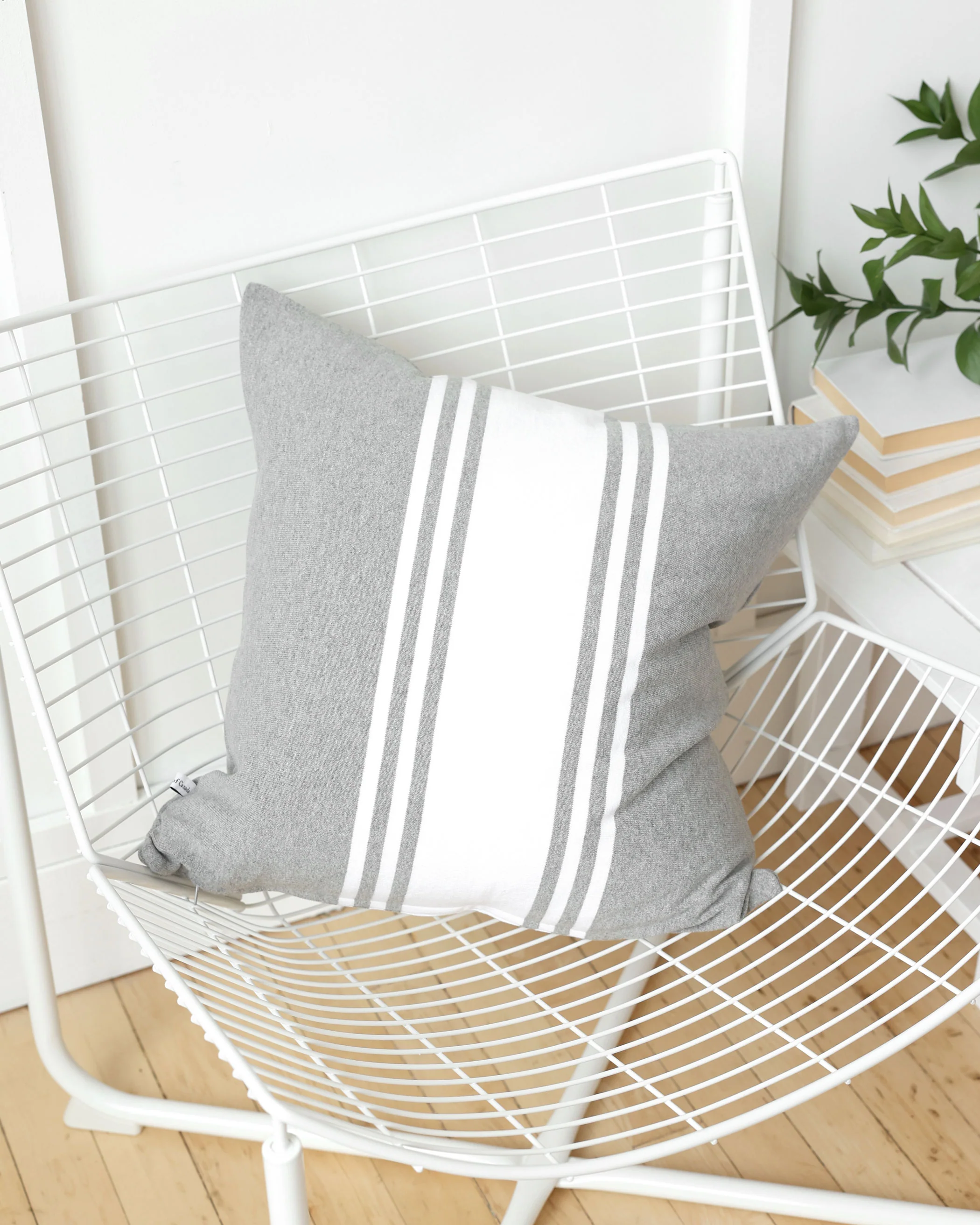 Rosseau Cushion Cover White and Ash - Image 2