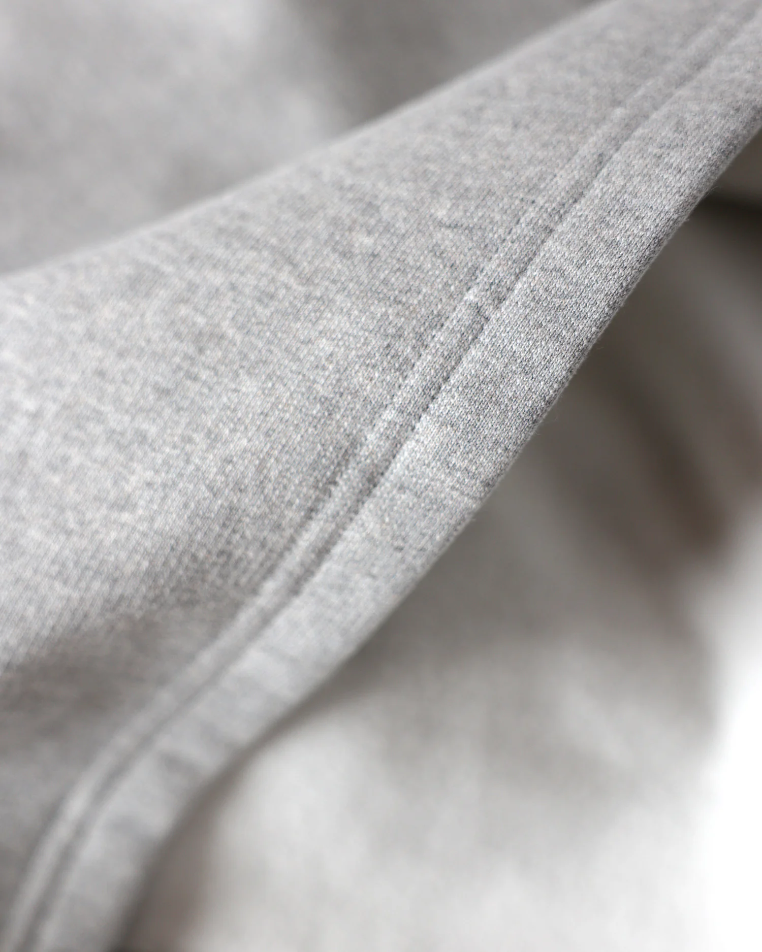 Sweater Blanket Heather Grey - Image 3